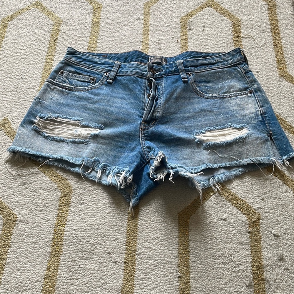 Boyfriend style denim shorts, Sz. 30